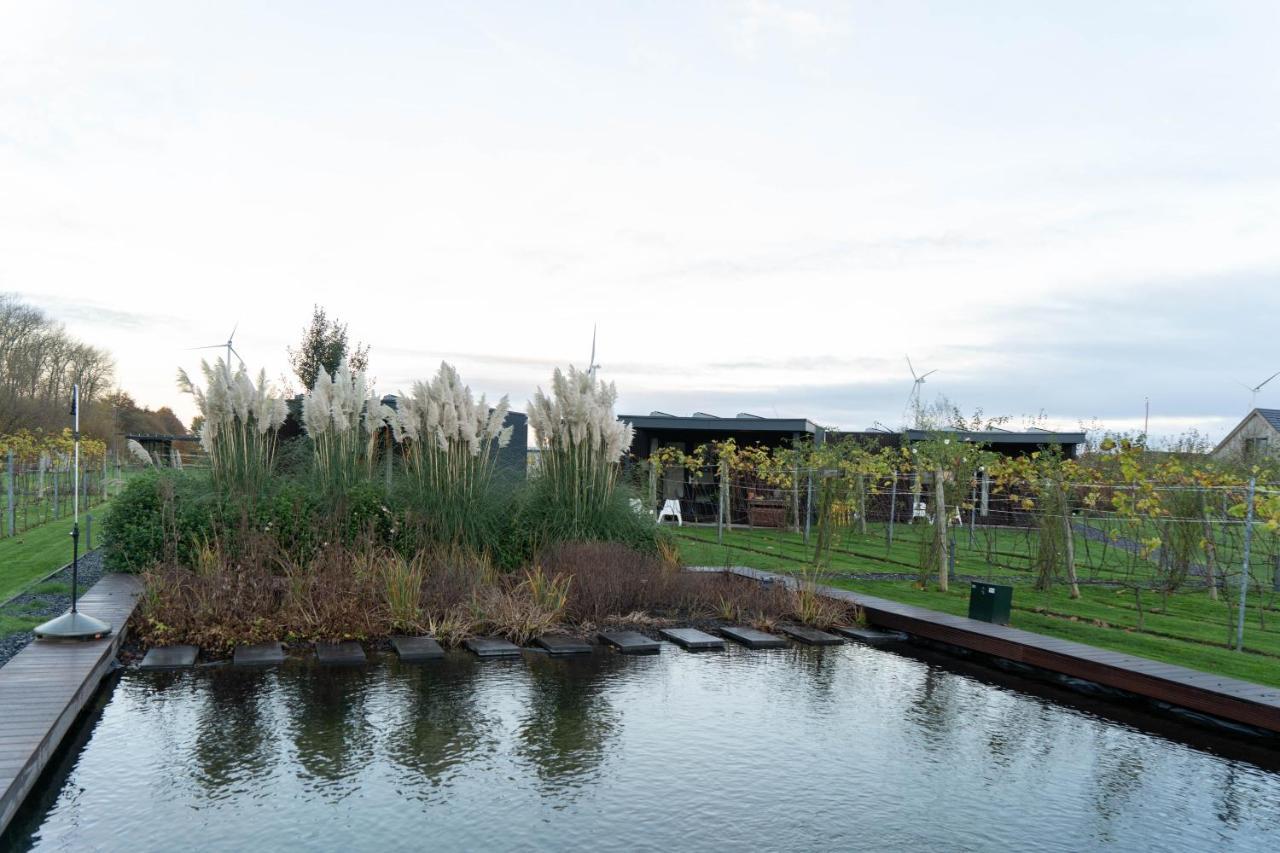 Life Contains Beautiful Things Villa Almere Exterior photo